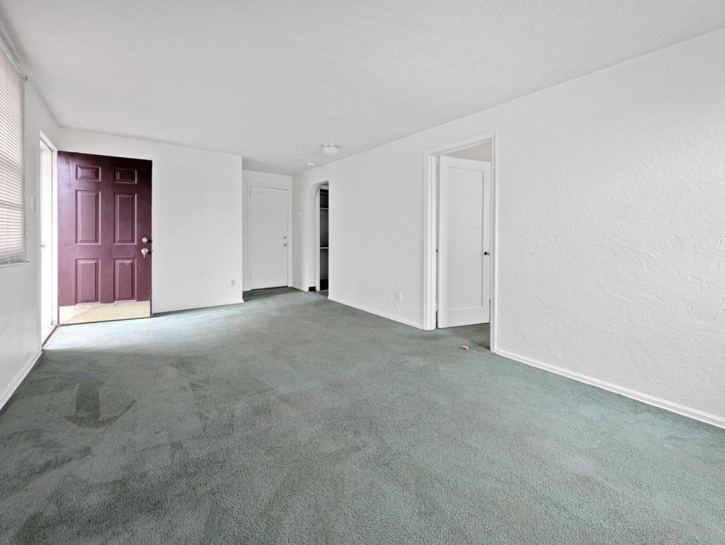 41 W Bellecrest Ave Apt 2 - Photo 2 of 6