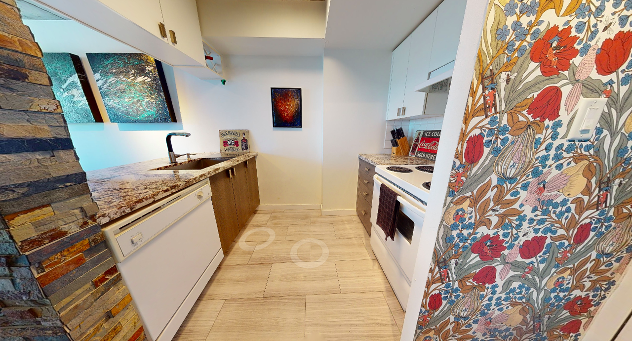 1030 King Street West #834 - Photo 2 of 22