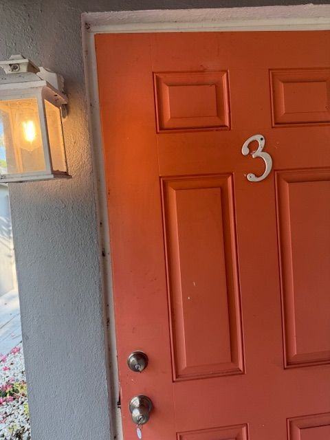 4920 York St - Photo 2 of 9