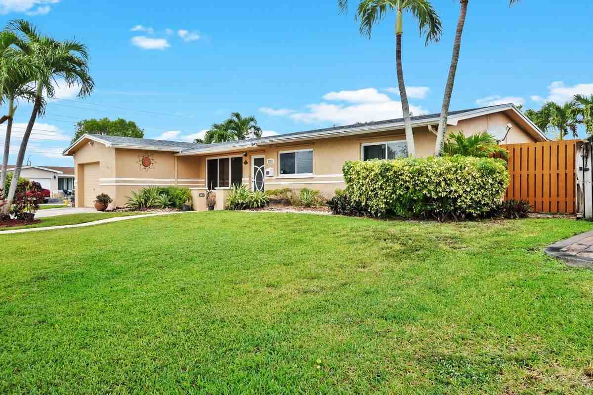 2251 Nw 87th Ave ##0 - Photo 3 of 30