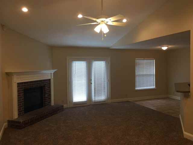 1752 Chandelier Cir W - Photo 3 of 14