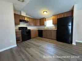 featured image of 1500 W 27th St #8