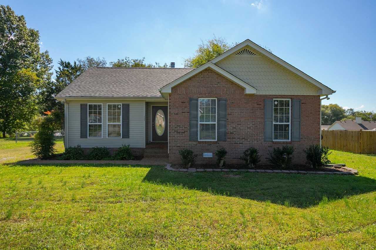 112 Heritage Dr - Photo 3 of 42