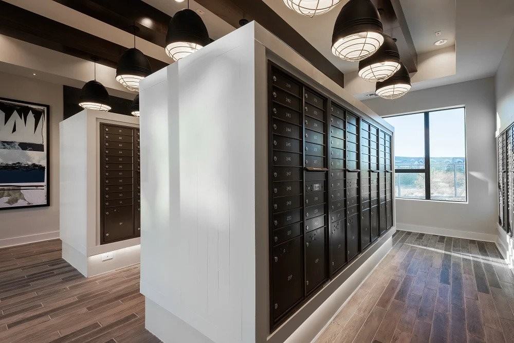 IH 35 SVR NB & - Photo 6 of 24