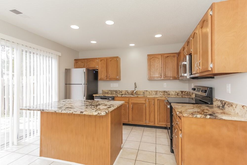 12654 Tucker Crossing Ln - Photo 7 of 15