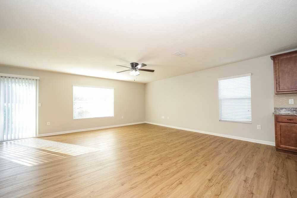 45014 Ingleham Cir - Photo 3 of 16