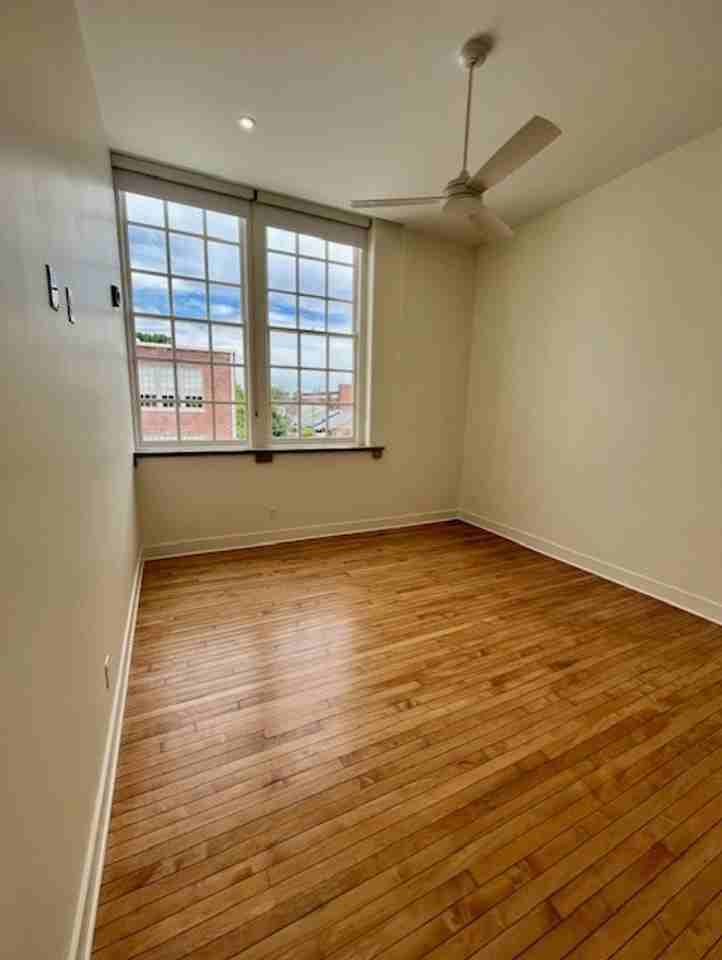 The Belknap - Photo 6 of 27