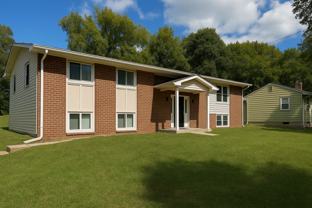 1 M0NTH RENT FREE!! APPLY TODAY! 2BR/1BA - Photo 1 of 1