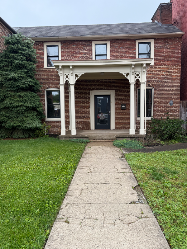 263 N Limestone - Photo 3 of 26