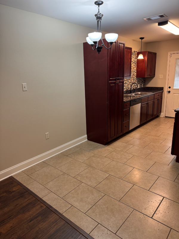 136 Jolie Oaks Blvd #B - Photo 3 of 13