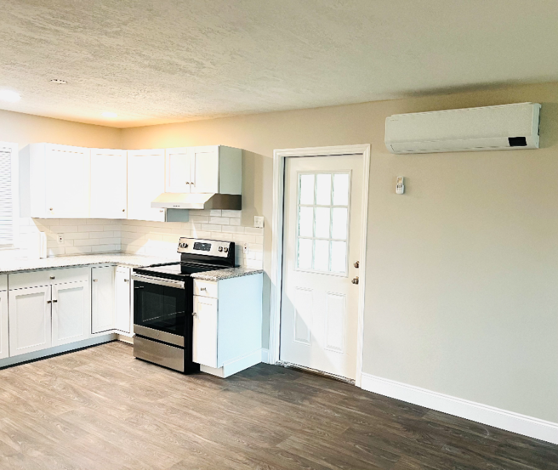 400 Willowood St - Photo 2 of 10