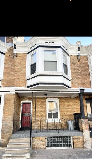 5502 Crowson St - Photo 4 of 17