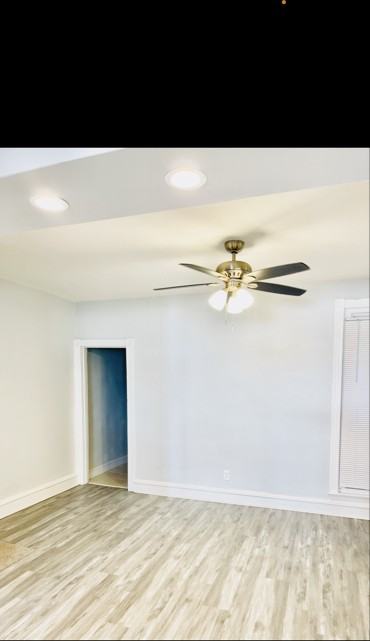 5502 Crowson St - Photo 5 of 17