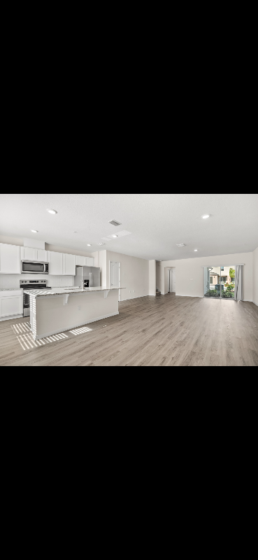 2745 Flushing Dr - Photo 2 of 20