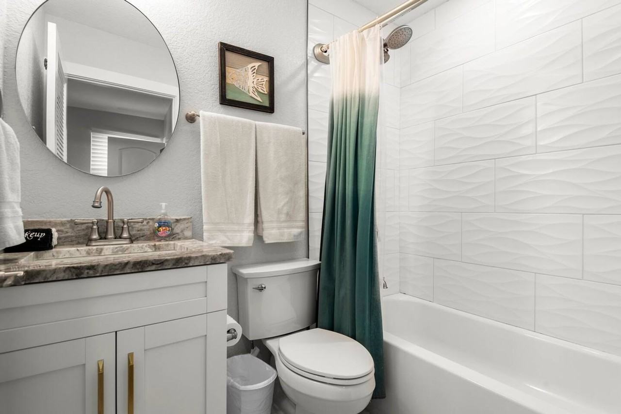 403 Dunedin Rentals LLC - Photo 5 of 21