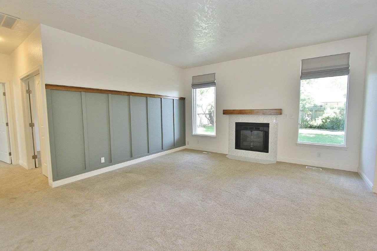1334 N Gawaine Pl - Photo 5 of 27