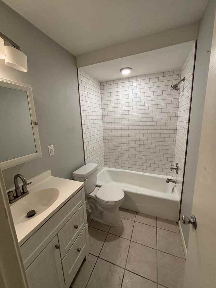 6450 W Nicole Ln - Photo 2 of 11