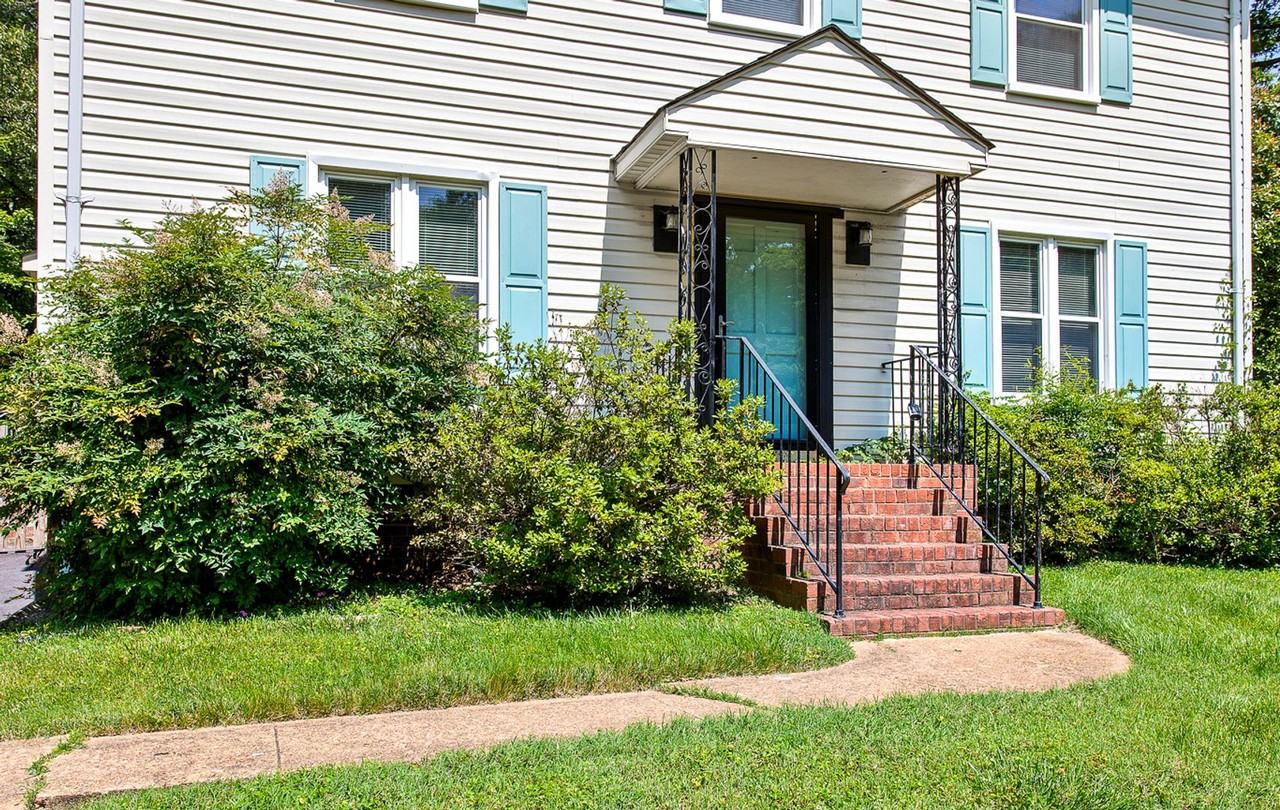 10387 Monocan Way - Photo 3 of 27