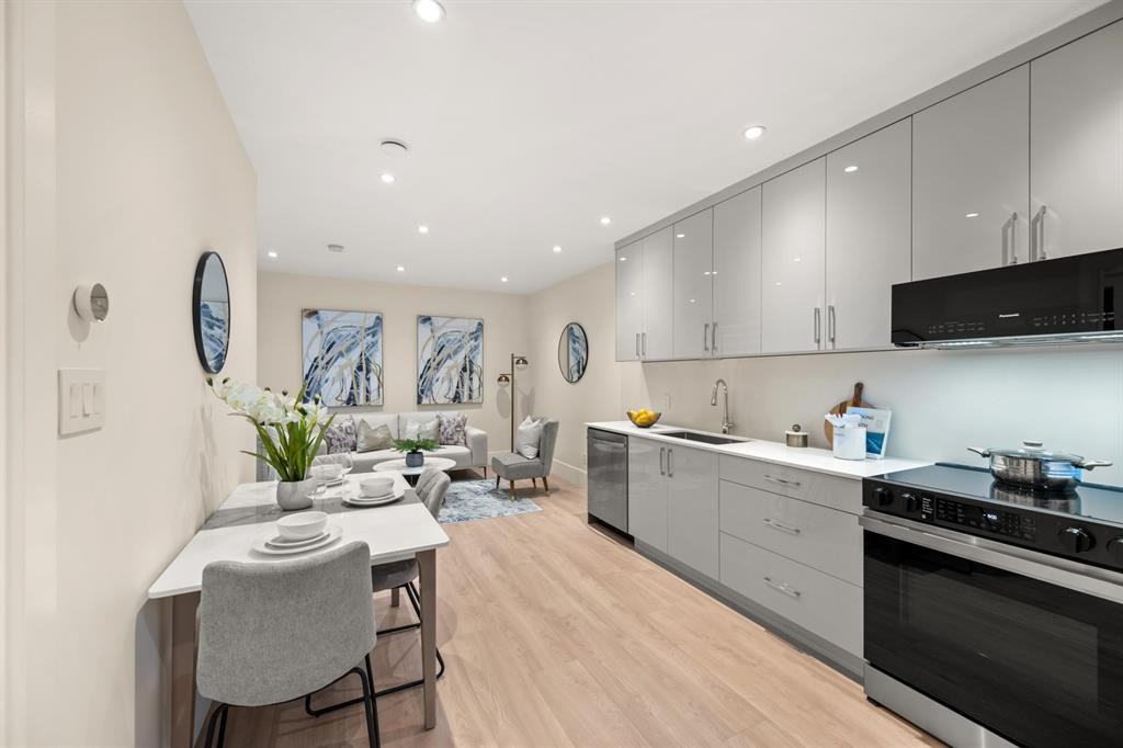 322 18th Street East #B - Photo 2 of 11