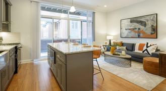 1031 W Monroe St #3 - Photo 1 of 1