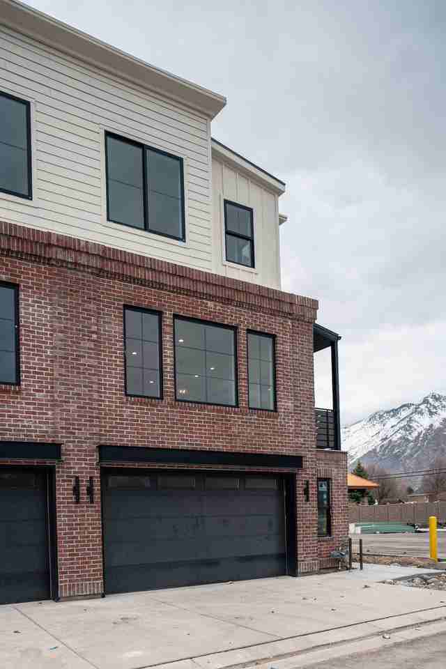 5342 W Dosh Ln - Photo 2 of 40