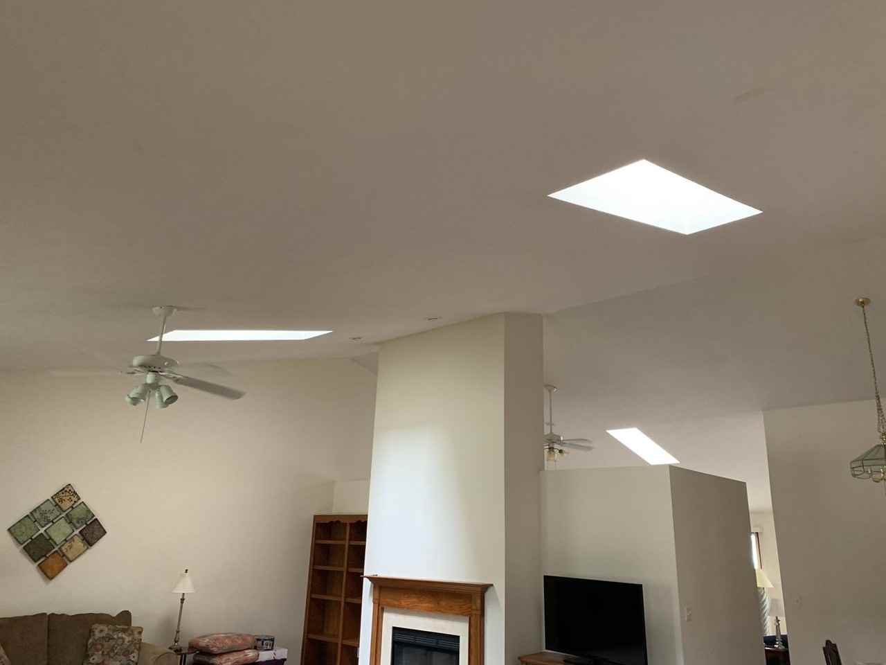 6300 Hayley Ct - Photo 3 of 16