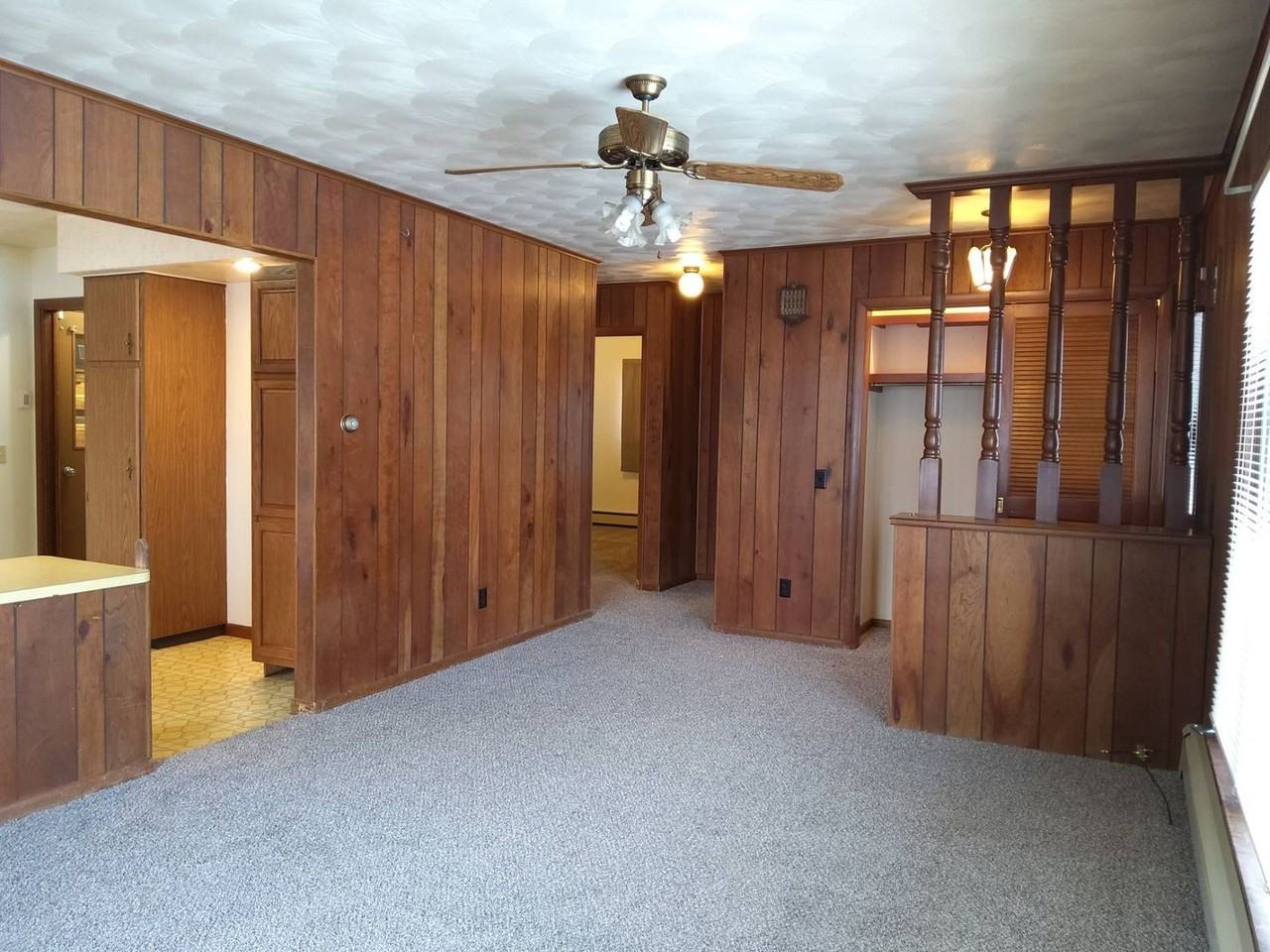 213 Crystal Valley Dr - Photo 2 of 16