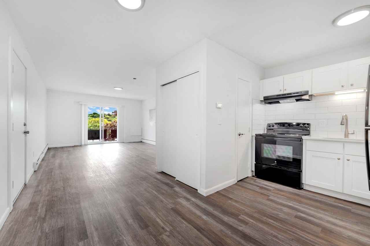 1045 River St #11 - Photo 3 of 23