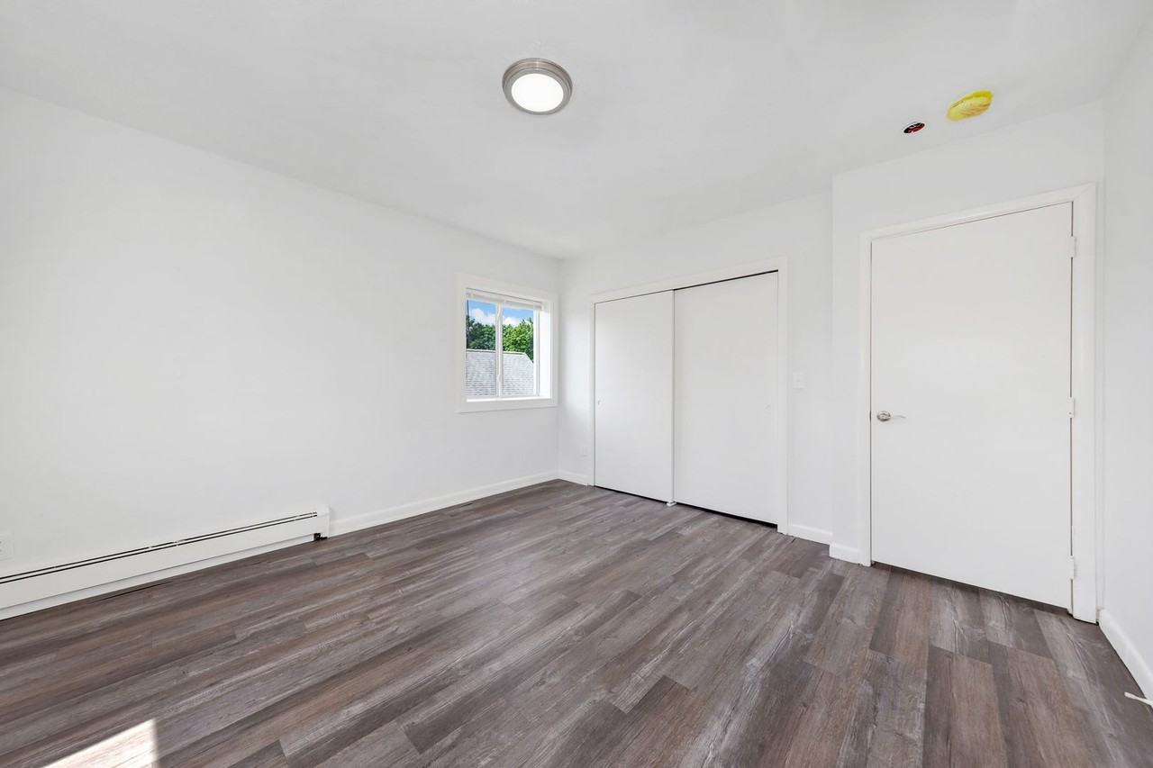 1045 River St #11 - Photo 6 of 23