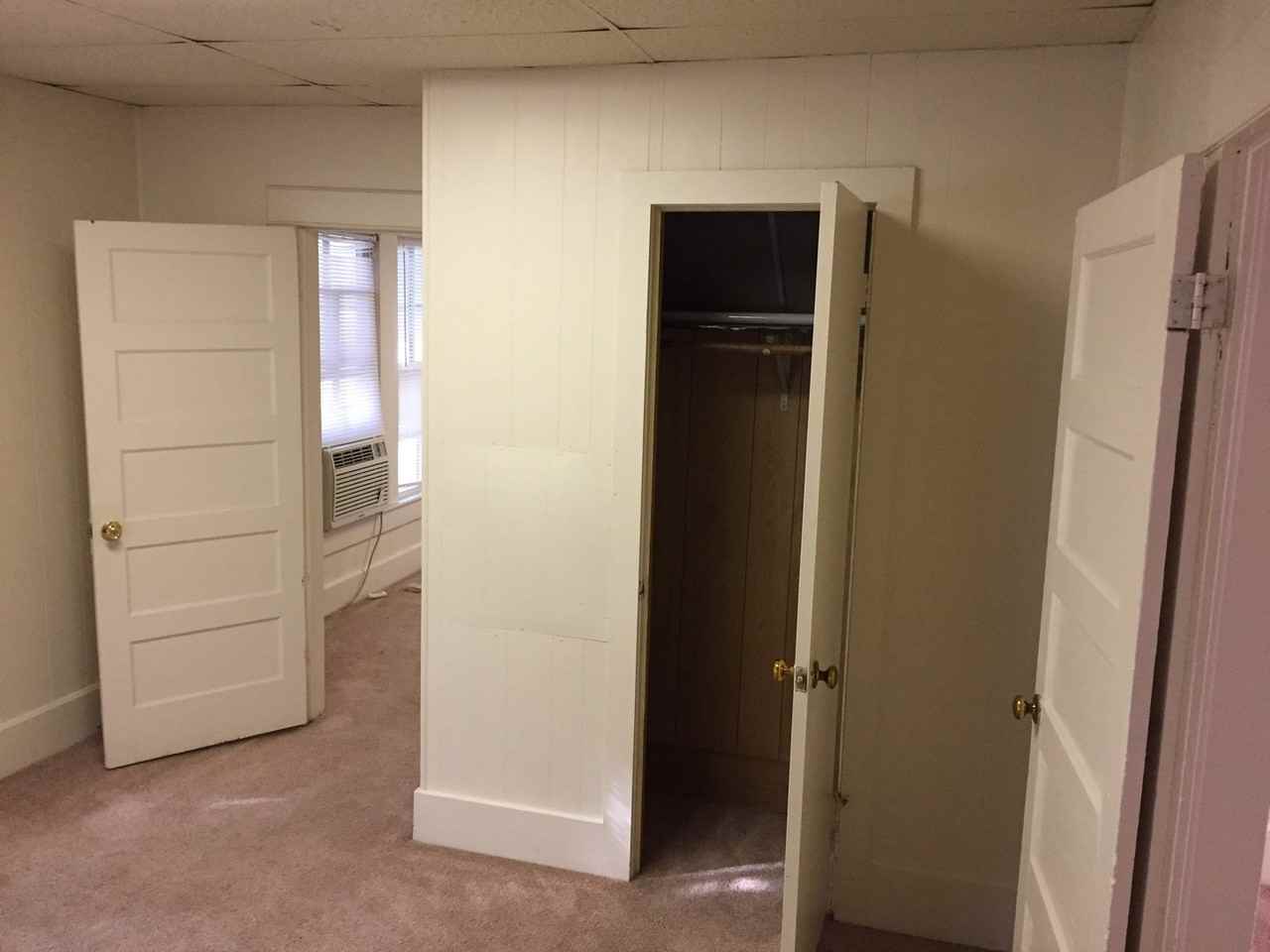 104 Eastwood St - Photo 3 of 13