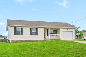 featured image of 704 Shetland Dr