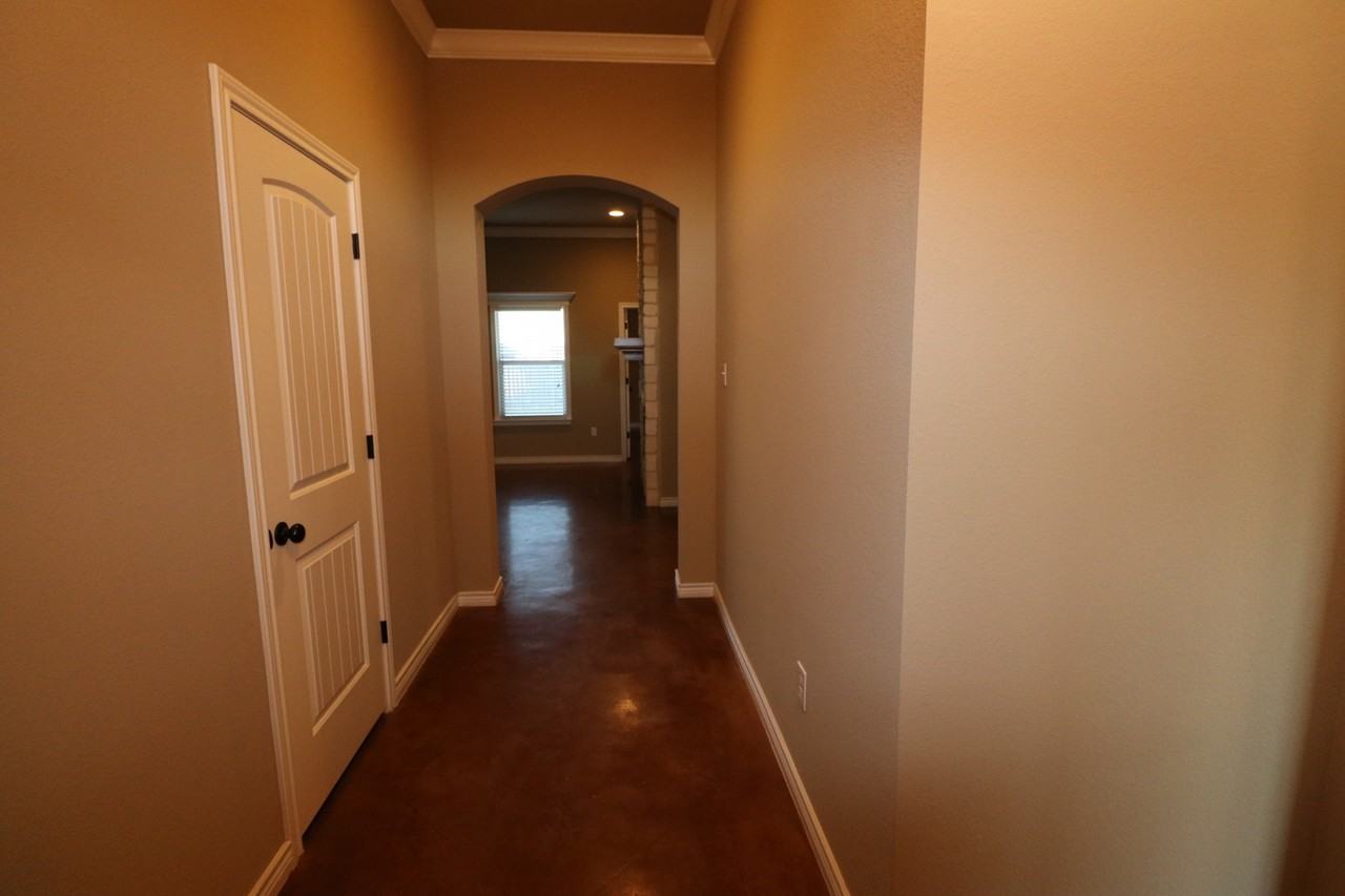 3036 Stallion Dr - Photo 2 of 37