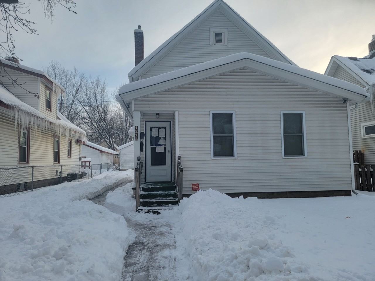 1212 Bush Ave - Photo 2 of 2