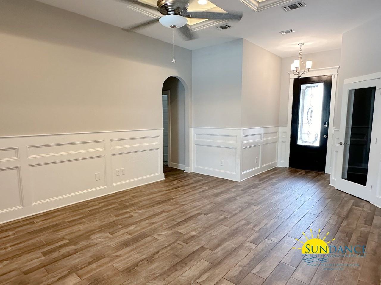 5156 Sandy Shores Dr - Photo 3 of 21