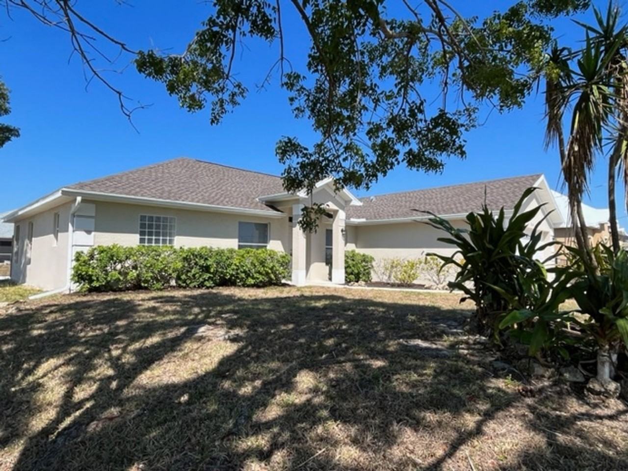 1530 Sw 19th Ave - Photo 3 of 22
