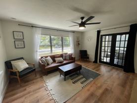 724 Ne 4th Ave - Photo 1 of 1