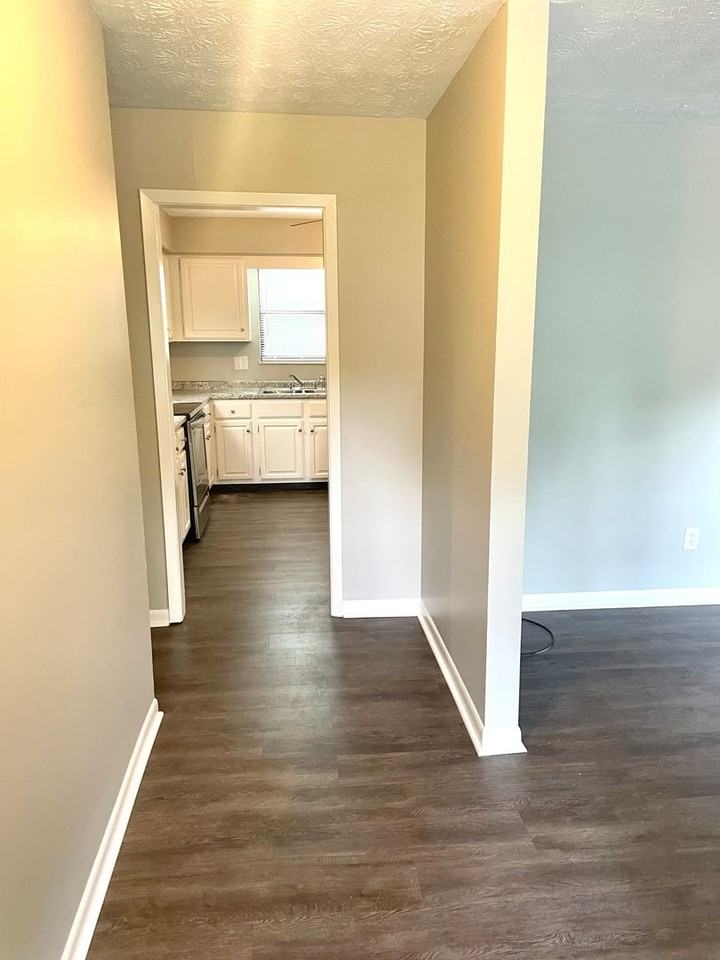 11109 Concord Woods Dr - Photo 2 of 23
