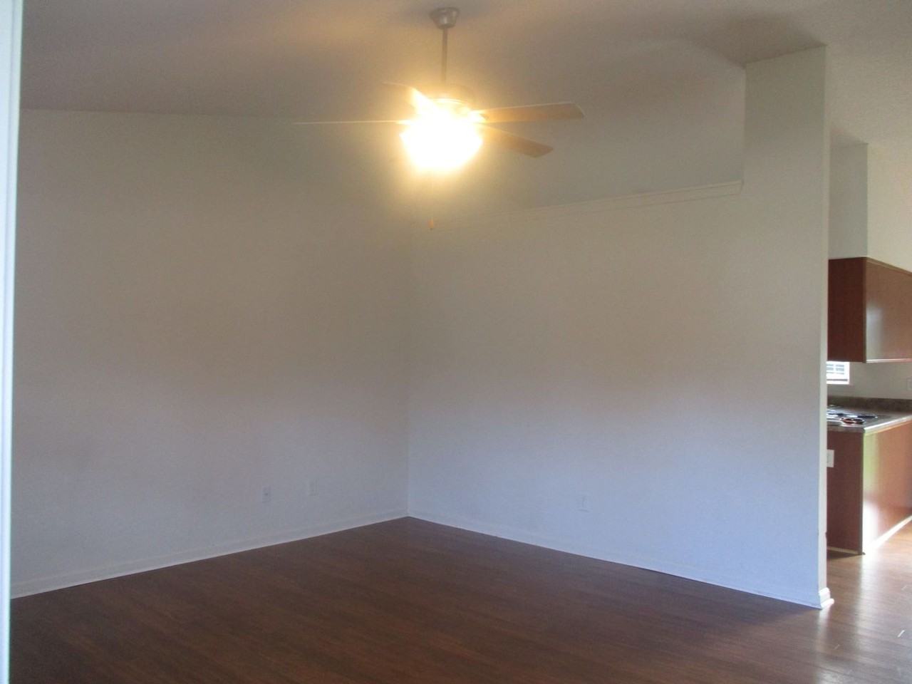 113 Poplar Ridge Rd - Photo 2 of 7