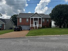 2301 N Cromwell Ct - Photo 1 of 1