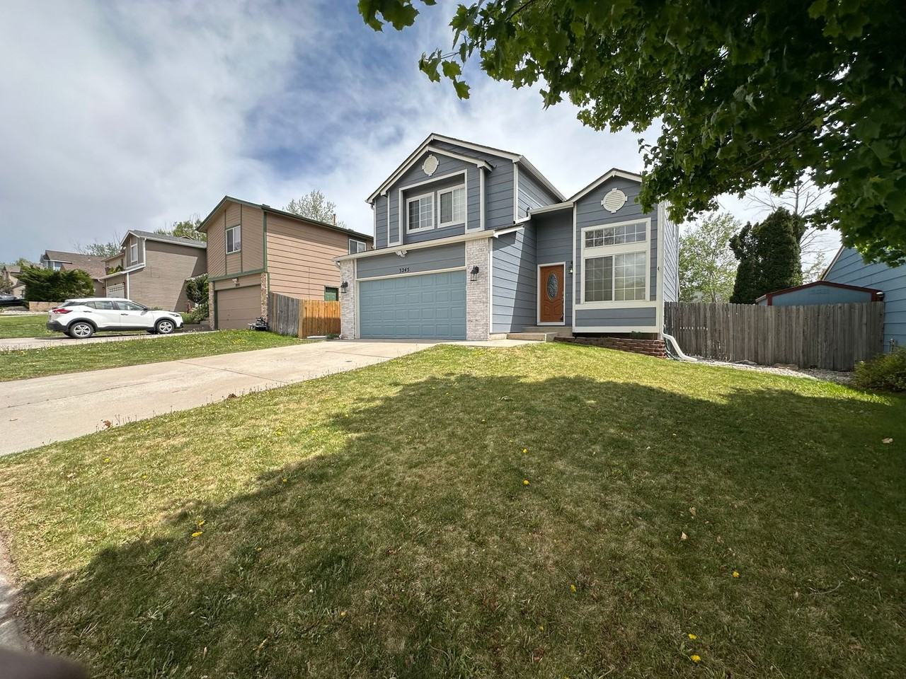 3245 Richmond Dr - Photo 3 of 45