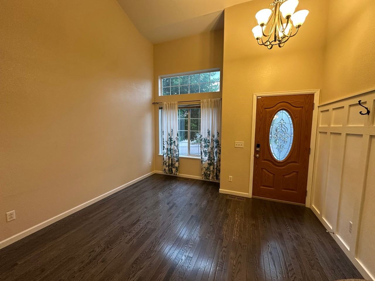 3245 Richmond Dr - Photo 6 of 45