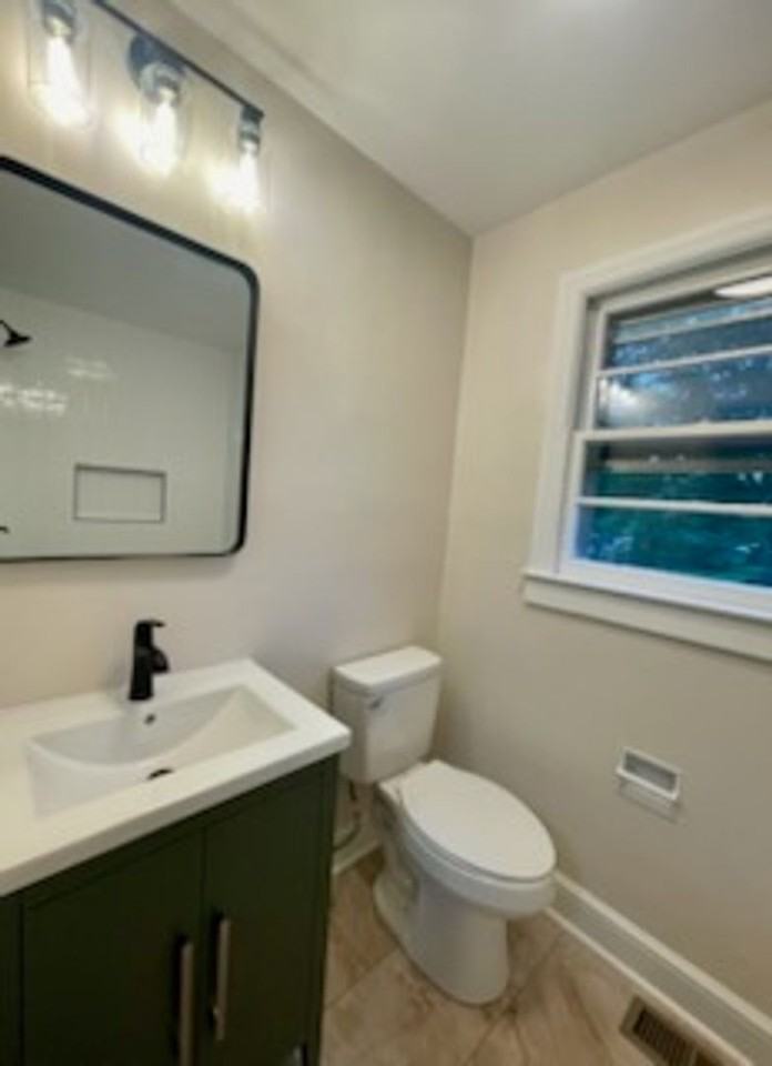 309 309 Milliken Ave - Photo 3 of 13