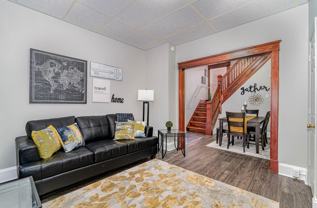 209 N College St - Photo 1 of 1