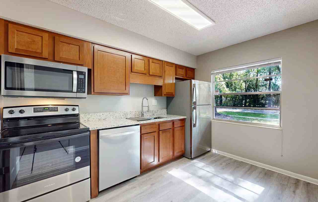 5404 101st St #2 - Photo 5 of 15