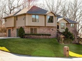 featured image of 522 E Mcarthur Dr