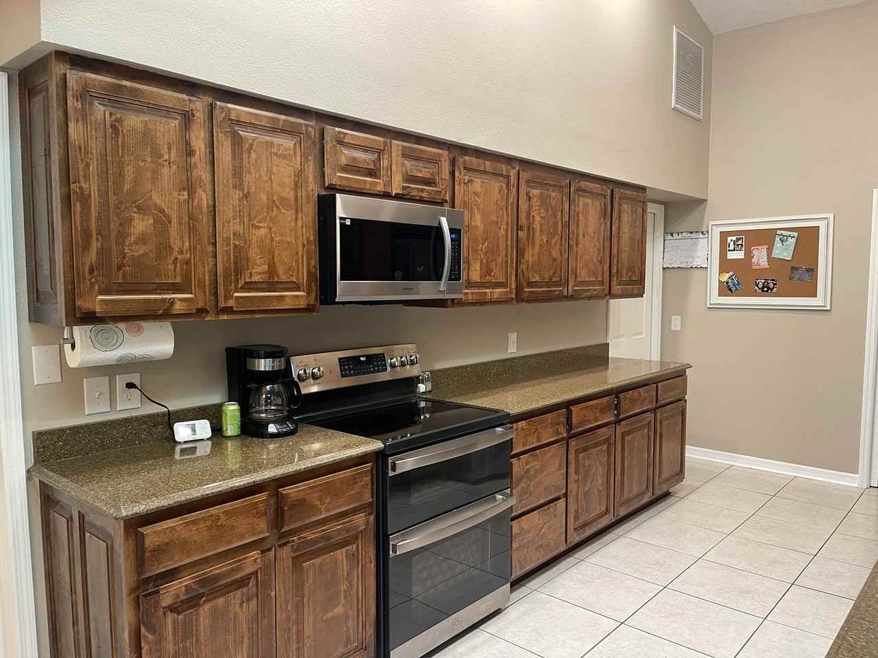 213 Bloomingfield Dr - Photo 6 of 13