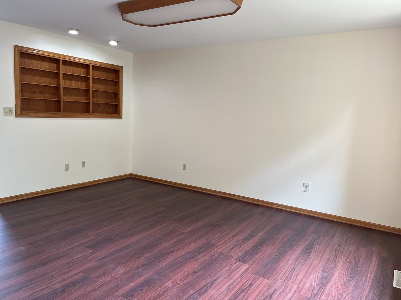 5849 Oxbow Bnd #NA - Photo 3 of 29