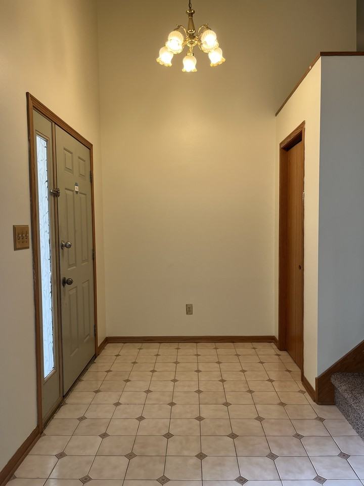 5849 Oxbow Bnd #NA - Photo 5 of 29