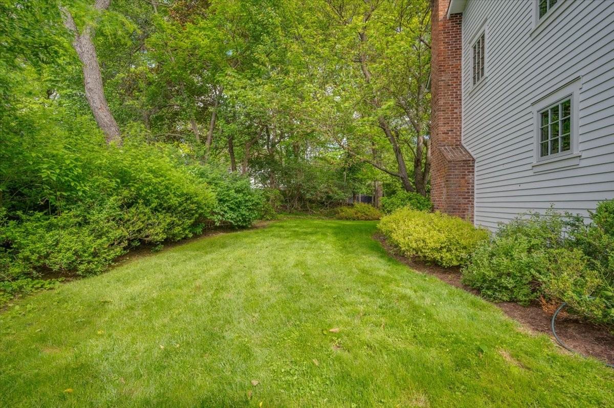 192 Highland Ave #NA - Photo 3 of 32