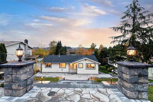 1535 Elinor Crescent - Photo 2 of 23